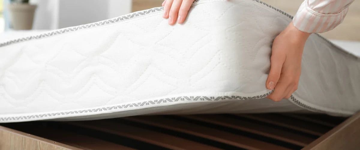 5 Easy Steps To Stop A Sinking Or Sagging Mattress