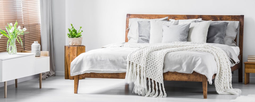 The 4 Best Types Of Bed Frames For Your Nolah Mattress