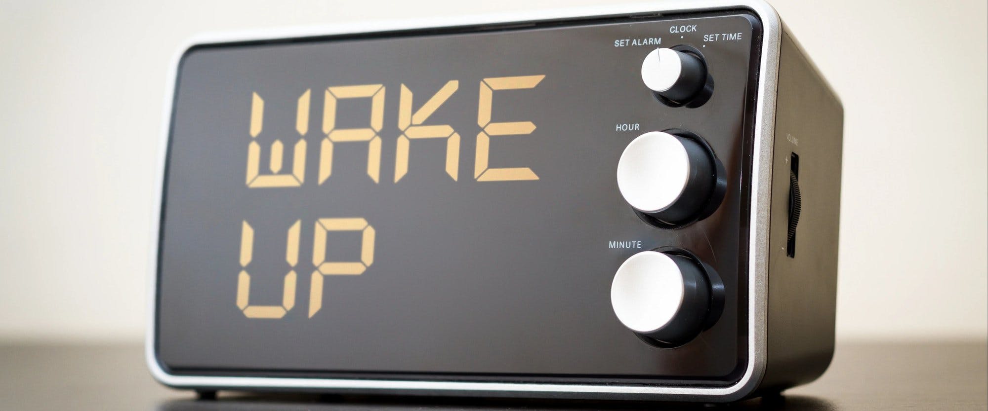 How to Wake Up Early and Energized
